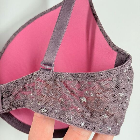 PINK Victoria’s Secret wear everywhere lightly lined tshirt bra size 34C - Picture 3 of 7